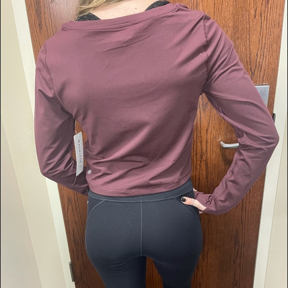 NWT Athleta long sleeve crop - Picture 2 of 4